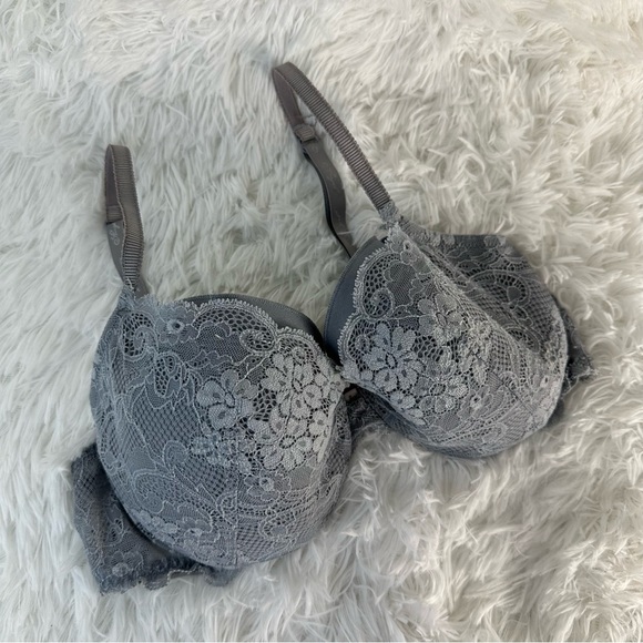 Victoria's Secret Angels Lace Ipex Bra Ice Grey Adjustable Straps Women’s 36D - Picture 1 of 11